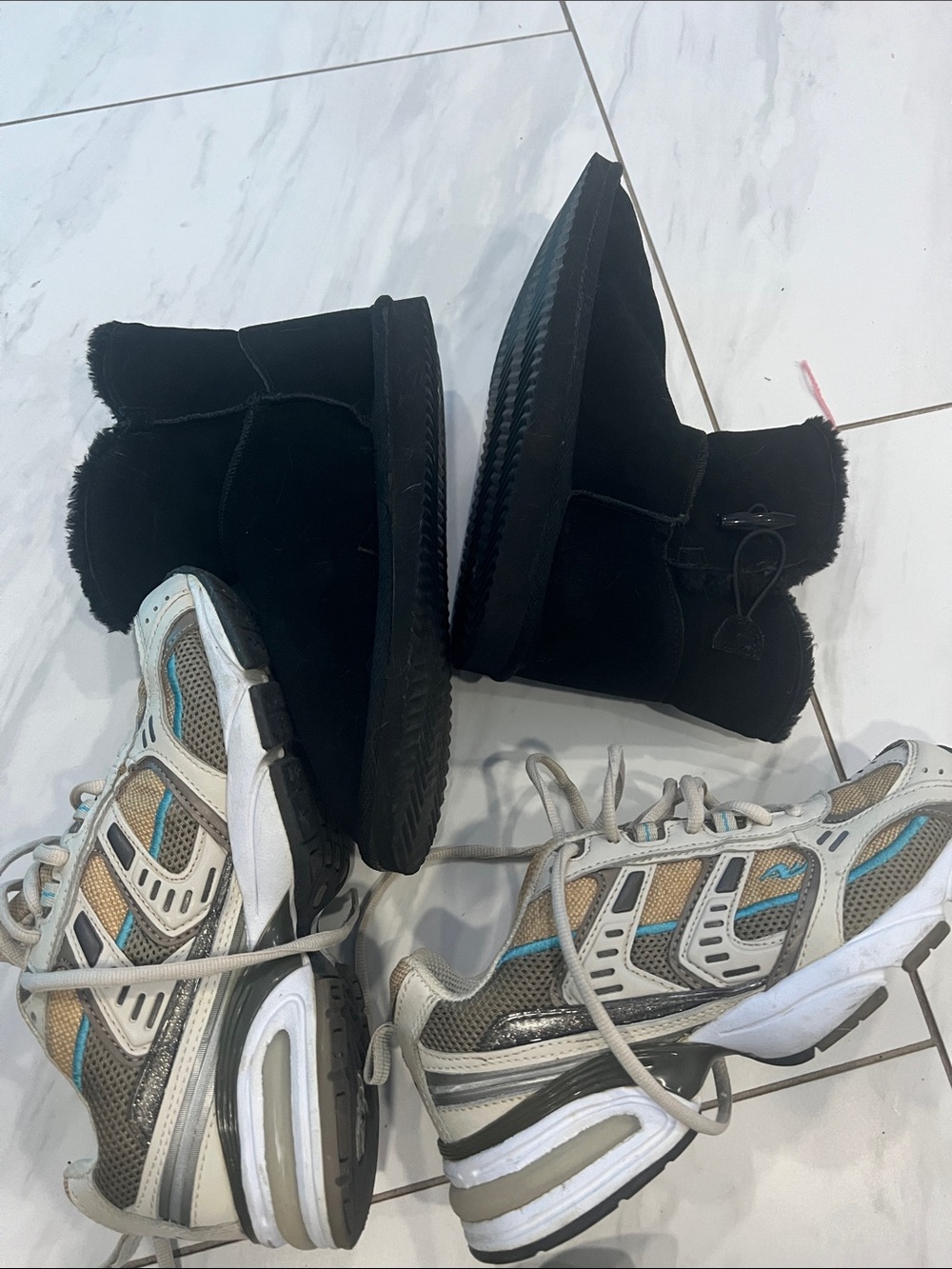 Size 8 women’s shoe lot